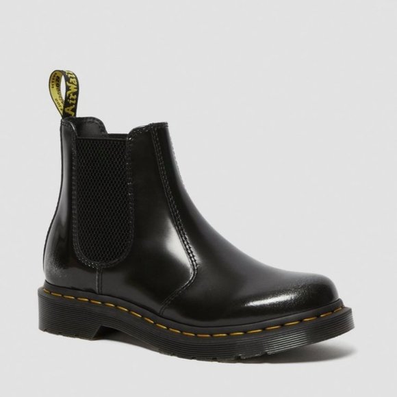 Women's Sz 8 Doc Martens - Picture 1 of 4
